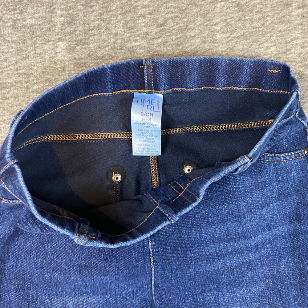 Time And Tru Dark Denim Skinny Capri Jeans Size Small (4-6) Pull On Cuffed Hem - Picture 4 of 5